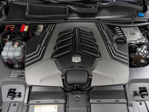 Used 2021 Lamborghini Urus AWD/4WD image 12