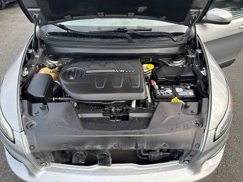 Used 2015 Jeep Cherokee Latitude image 28