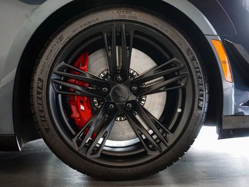 Used 2021 Chevrolet Camaro ZL1 image 43