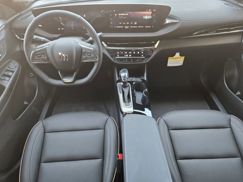 New 2025 Buick Envista Avenir image 7