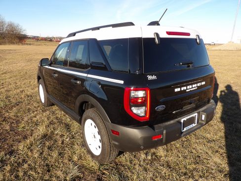 New 2025 Ford Bronco Sport Heritage w/ Convenience Package AWD/4WD image 9