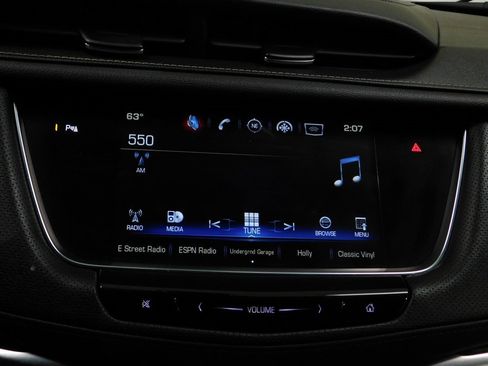 Used 2018 Cadillac XT5 AWD image 61