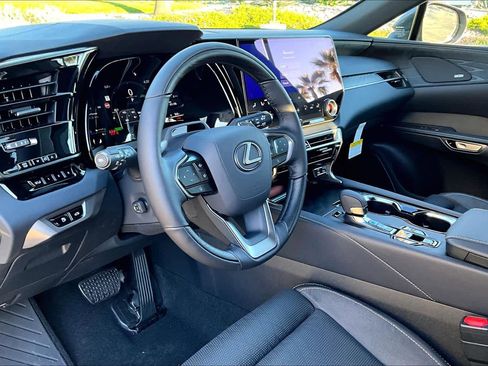 New 2026 Lexus RX 450h Luxury image 10