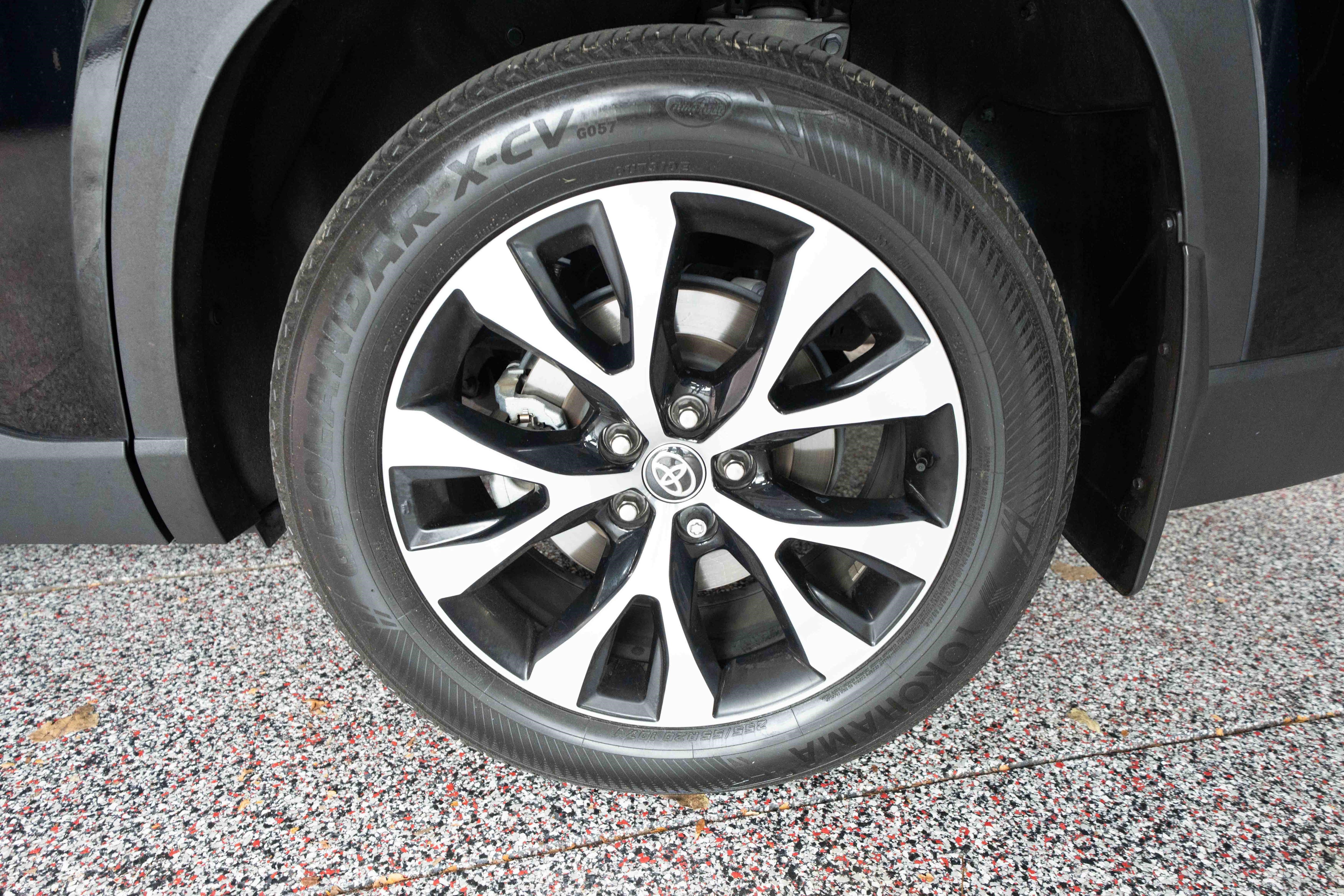 Used 2024 Toyota Grand Highlander AWD Hybrid image 30