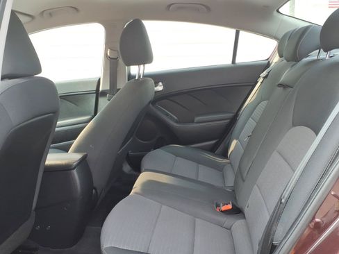 Used 2018 Kia Forte LX w/ LX Popular Package FWD image 10