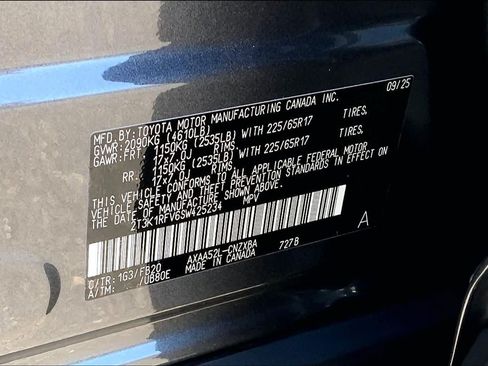 Certified 2025 Toyota RAV4 LE FWD image 36