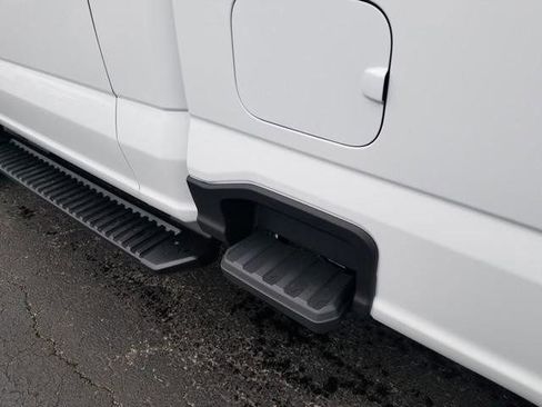 New 2026 Ford F250 XL w/ XL Chrome Package image 13