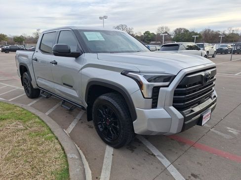 Used 2025 Toyota Tundra SR5 image 8
