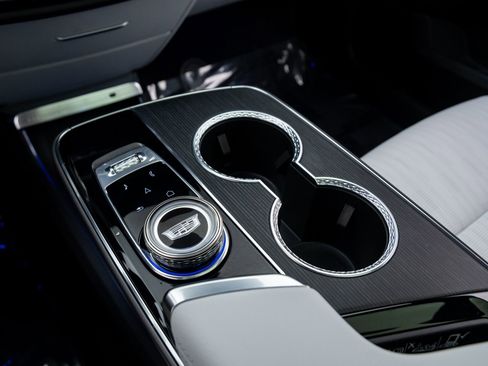 New 2026 Cadillac Lyriq Sport image 21