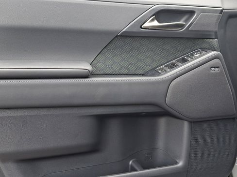 New 2026 Lexus GX 550 AWD/4WD image 8