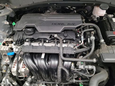 Used 2025 Hyundai Kona SEL FWD image 30