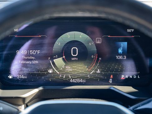 Used 2024 GMC Acadia Elevation w/ Black Edition image 25