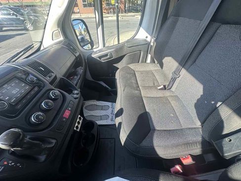 Used 2019 RAM ProMaster 2500 w/ Interior Convenience Group image 23