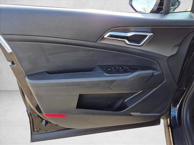 Used 2026 Kia Sportage LX FWD image 10