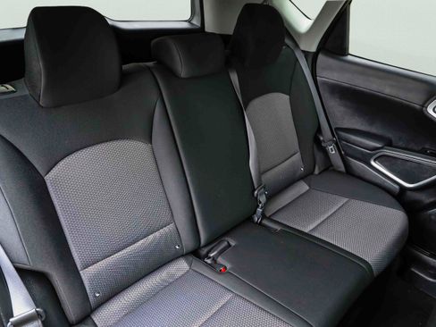 Certified 2025 Kia Soul LX w/ LX Technology Package FWD image 23
