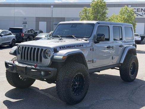 Used 2019 Jeep Wrangler Unlimited Rubicon AWD/4WD image 3