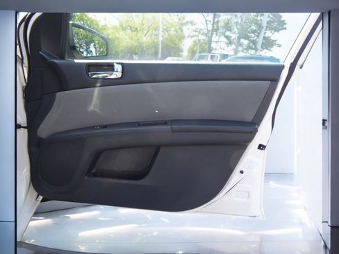 Used 2011 Nissan Sentra 2.0 S image 17