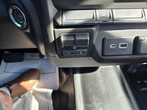 New 2025 GMC Sierra 3500 Pro w/ Convenience Package image 17