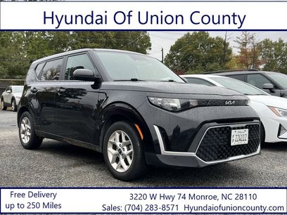 Used 2023 Kia Soul LX w/ LX Technology Package