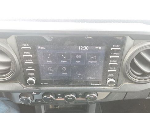 Used 2022 Toyota Tacoma SR image 24