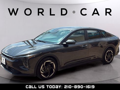 Used 2025 Kia K4 EX FWD image 5
