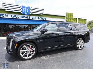 Used 2026 Cadillac Escalade ESV Platinum Sport AWD/4WD video 1