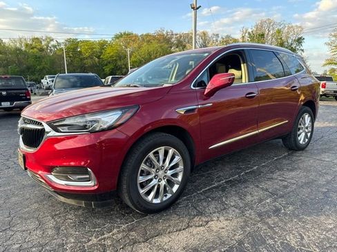 Used 2021 Buick Enclave Premium w/ Surround and Sites Package AWD/4WD image 3