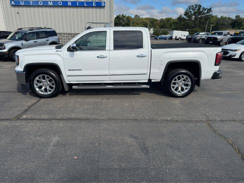 Used 2018 GMC Sierra 1500 SLT w/ SLT Premium Package image 9