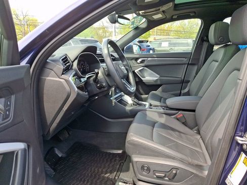 Used 2022 Audi Q3 2.0T Premium Plus w/ Premium Plus Package AWD/4WD image 15