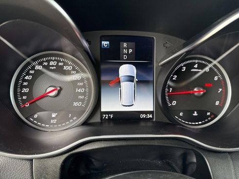 Used 2018 Mercedes-Benz GLC 300 image 14