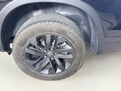 Certified 2025 Honda Ridgeline Sport image 35