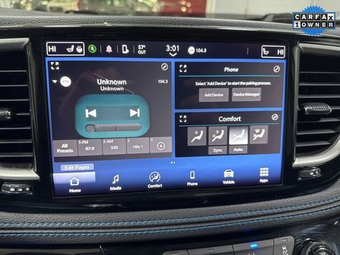 Used 2021 Chrysler Pacifica Touring w/ Cold Weather Group image 20