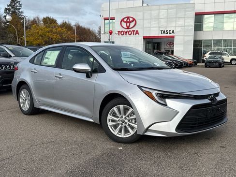 New 2026 Toyota Corolla LE image 1