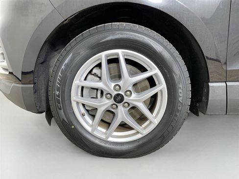 Used 2023 Ford Edge SEL AWD/4WD image 31