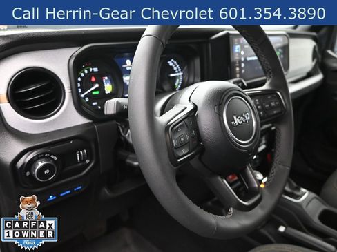 Used 2025 Jeep Wrangler Unlimited Sport S 4xe AWD/4WD image 12