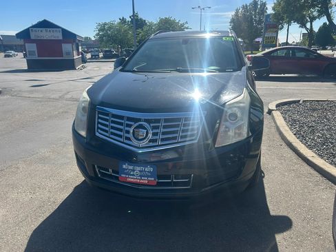 Used 2013 Cadillac SRX FWD image 16