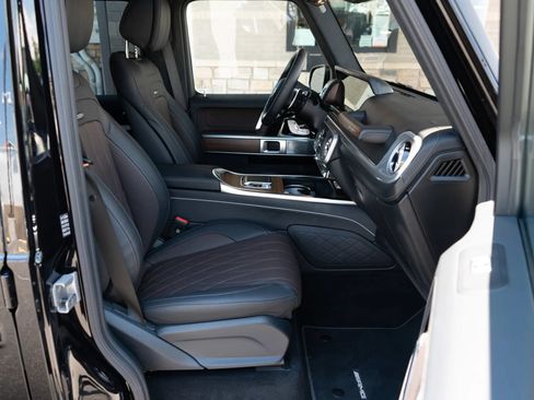 Used 2025 Mercedes-Benz G 63 AMG 4MATIC image 18