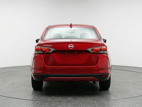 Used 2025 Nissan Versa SV image 7