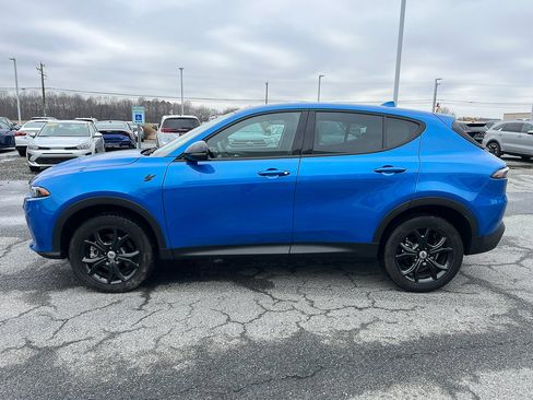 Used 2023 Dodge Hornet GT w/ GT Blacktop Package image 2