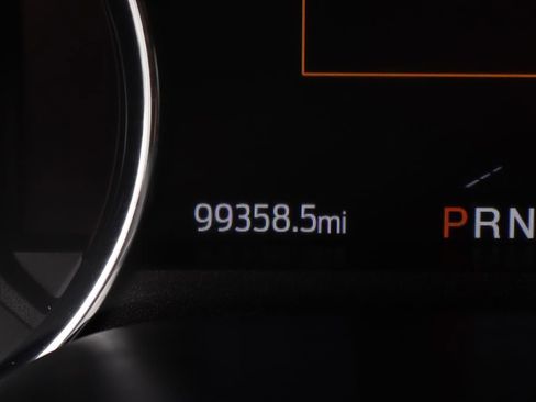 Used 2020 Ford F250 XLT w/ Tremor Off-Road Package image 28