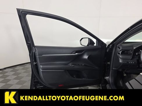 Used 2024 Toyota Camry SE FWD image 21