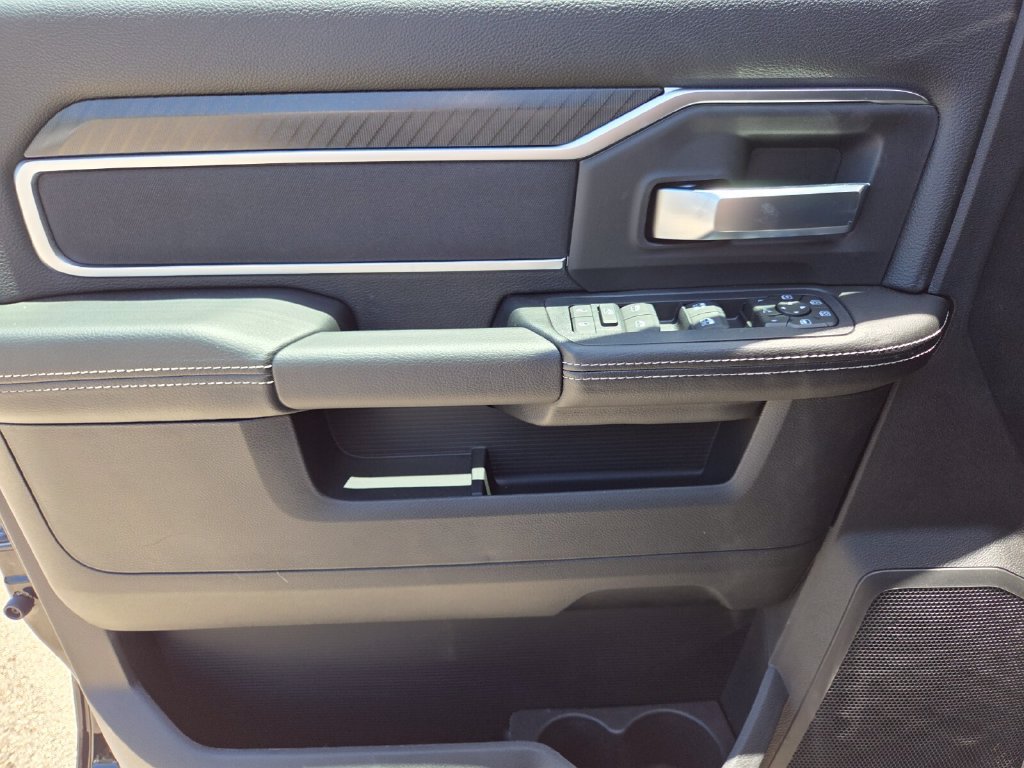 New 2026 RAM 2500 Big Horn AWD/4WD image 29