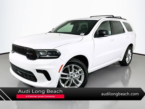 Used 2023 Dodge Durango GT image 1