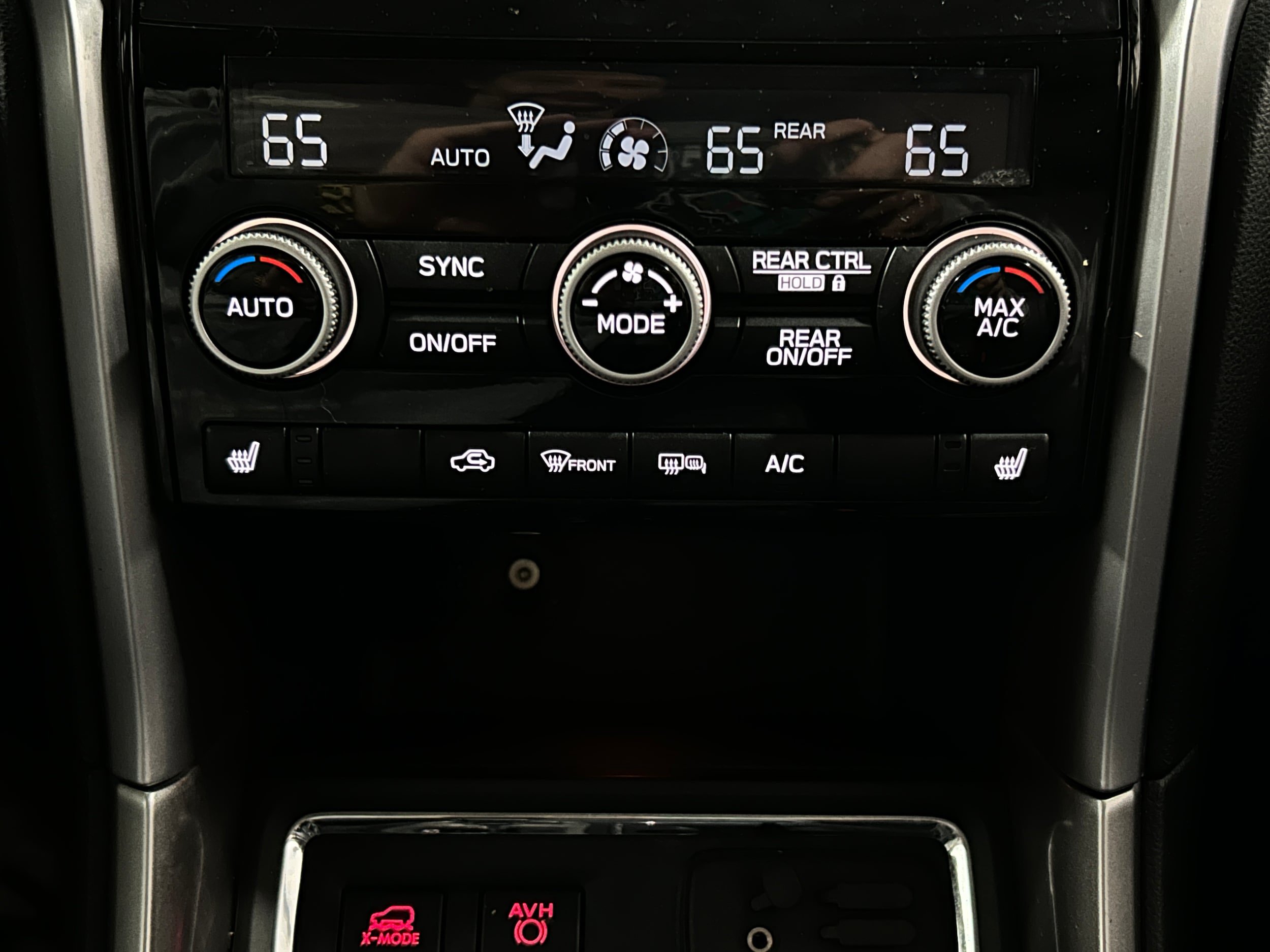 Used 2019 Subaru Ascent Limited AWD/4WD image 10