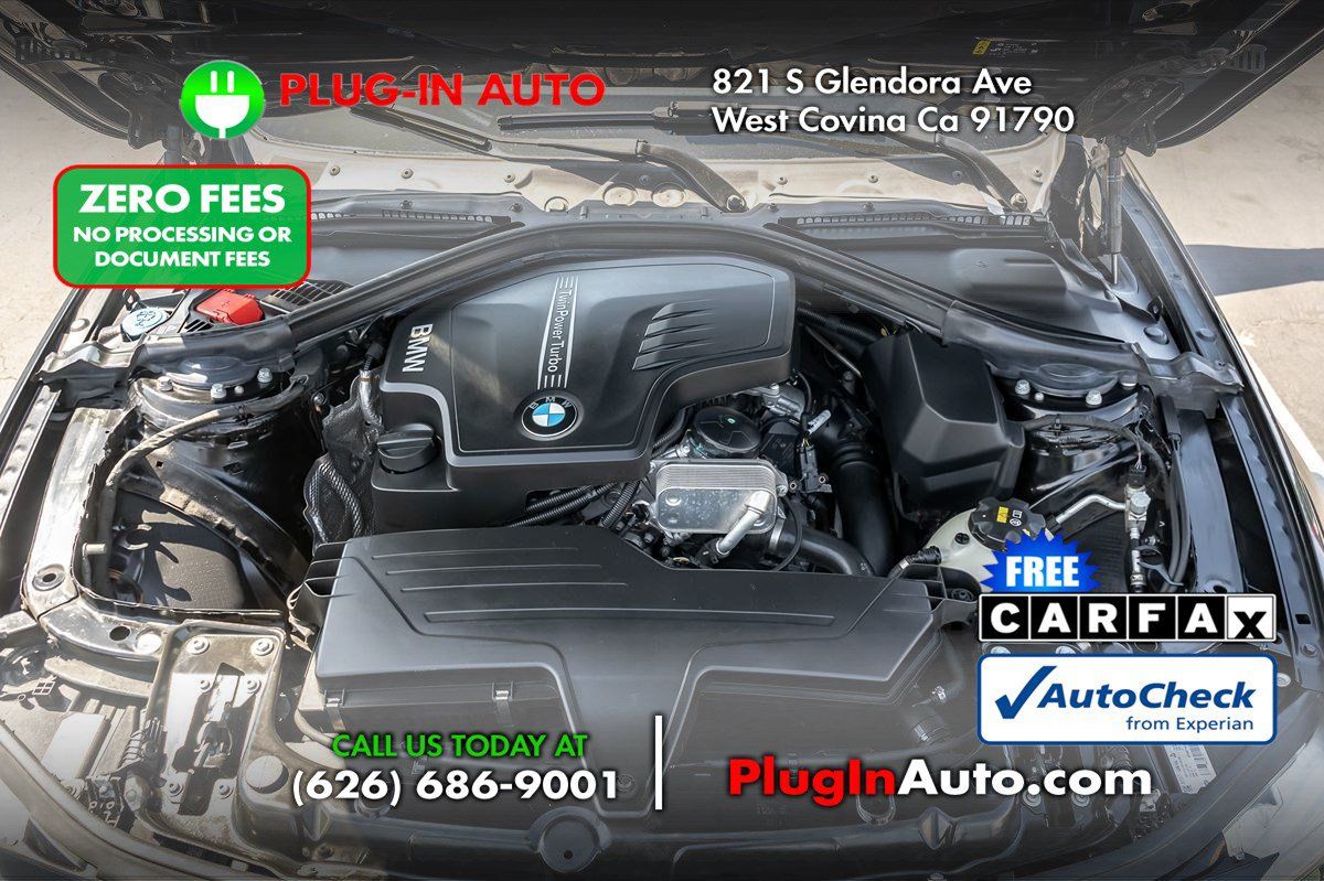 Used 2018 BMW 320i Sedan RWD image 13