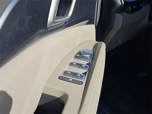 New 2026 Kia Carnival LXS image 18