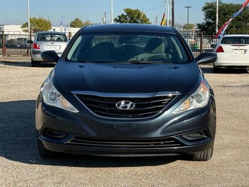 Used 2011 Hyundai Sonata GLS image 2