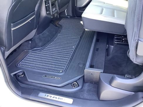 Used 2024 RAM 1500 Limited AWD/4WD image 28
