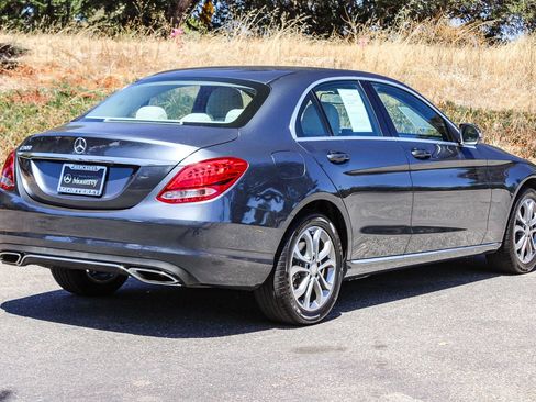 Used 2015 Mercedes-Benz C 300 Sedan image 8