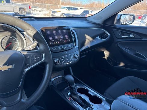 Used 2024 Chevrolet Malibu LT image 24